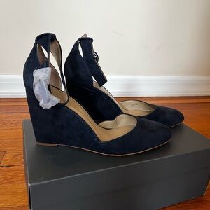 Ann Taylor Navy Wedge Heels